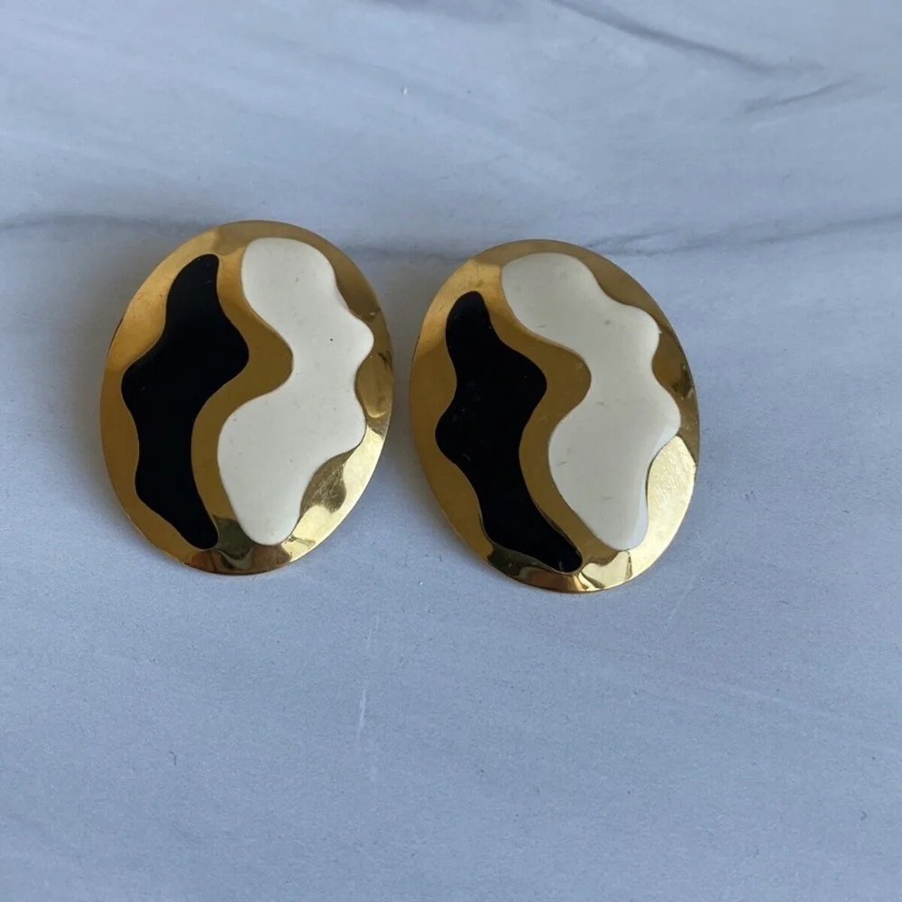 ✨Huge Button Stud Earrings 80s Statement With Enamel Black And White